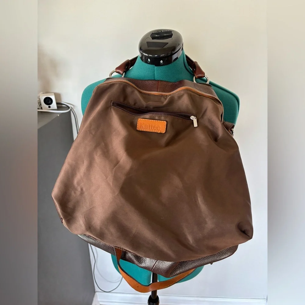Kattee Brand Elegant two-toned Brown Leather Top Handle Adjustable Strap Bag - Picture 2 of 10